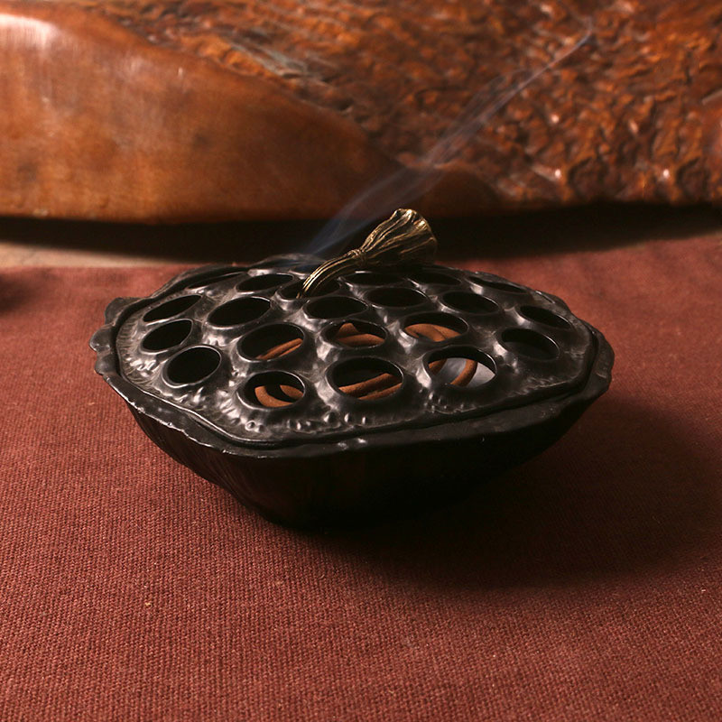 Antique Pure Copper Lotus And Sandalwood Zen Agarwood Incense Burner - Image 2