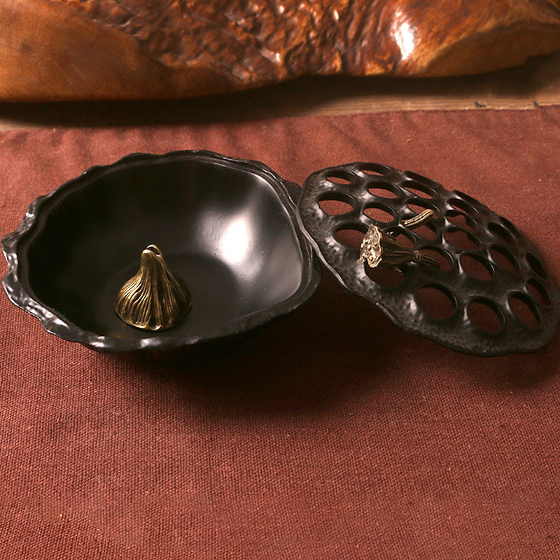 Antique Pure Copper Lotus And Sandalwood Zen Agarwood Incense Burner - Image 5