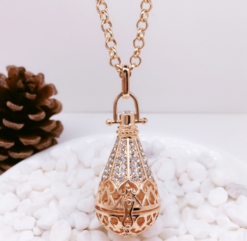 Love With Diamond Can The Fragrance Pendant Sachet Ball - Image 4